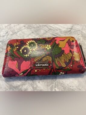 Sakroots Floral Zip Wallet - Red Multicolor Floral Print